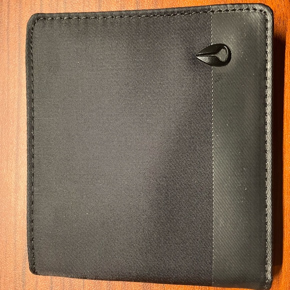 NIXON: PHASE FIVE NYLON / LEATHER WALLET - Picture 3 of 4